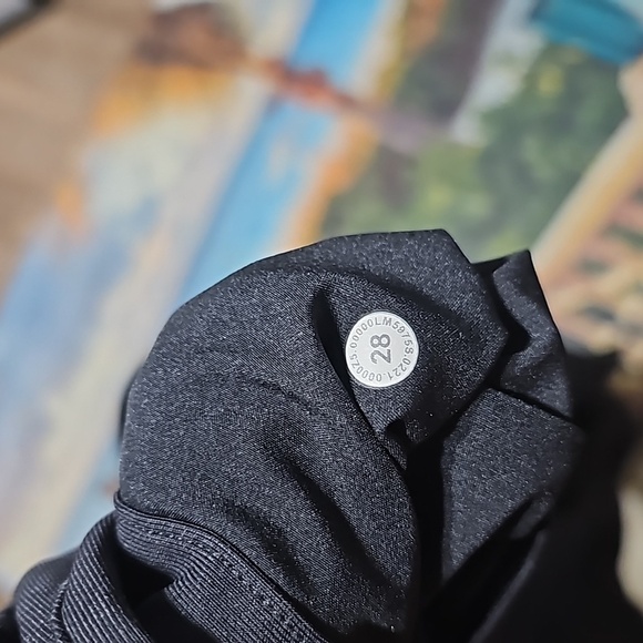 Lululemon Black Commision Pants‎ Size 28x30 - Picture 4 of 5